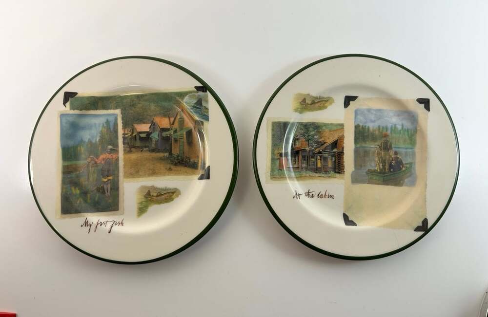 Fishing Log Cabin Plates Decor lot of 2 Made in Italy by Rosanna Imports READ